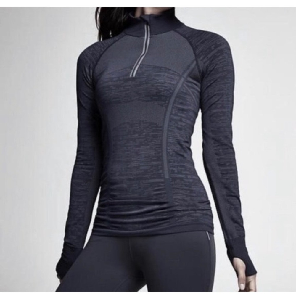 Athleta Momentum Half Zip Long Sleeve Shirt Black Grey Space Dye 242853 Small